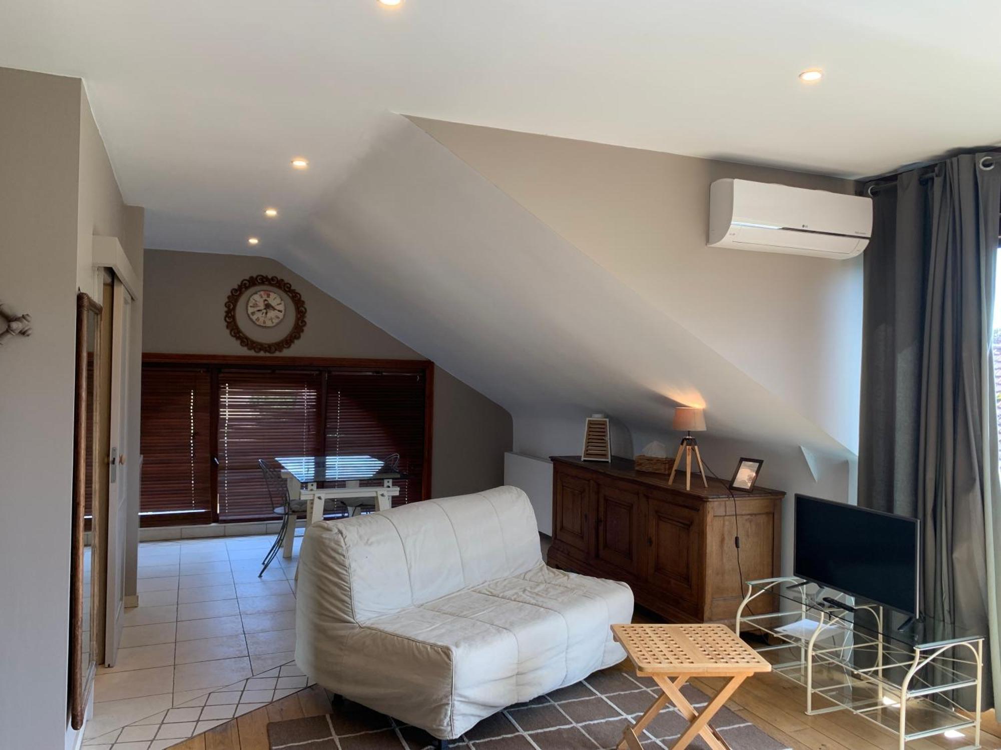 Bed and Breakfast La Ferme Des Eglantines Nivelles Esterno foto
