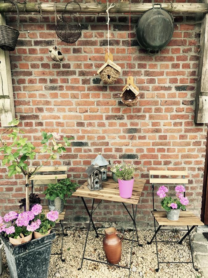Bed and Breakfast La Ferme Des Eglantines Nivelles Esterno foto